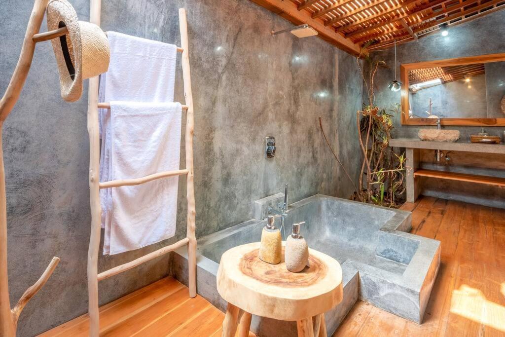 Secret River Villa - Luxury Villa 5 Bedrooms - Kerobokan - Canggu Esterno foto